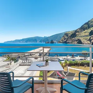 4* מלון Aqua Natura Bay